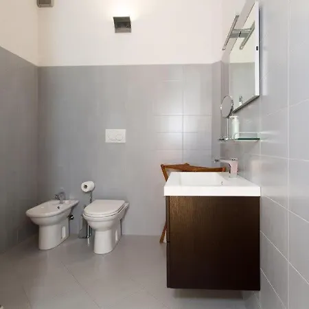Apartman With Pool Lesa