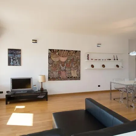 Apartment With Pool *